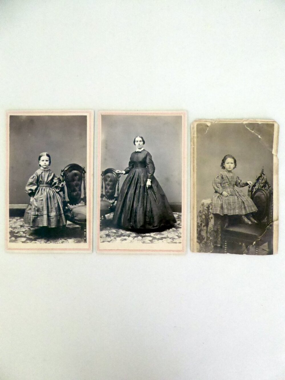 1860’s ANTIQUE VICTORIAN VINTAGE PHOTOGRAPH PORTRAIT PRINTS (4” x 2.5”) ODDITY